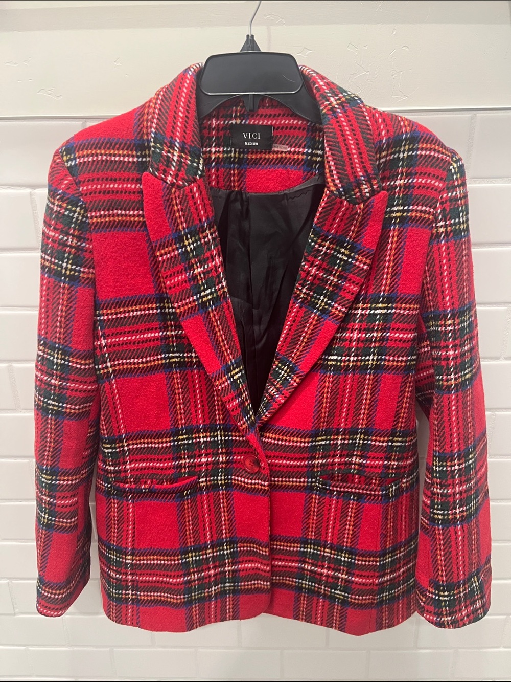 VICI Red Plaid Single-Button Blazer
